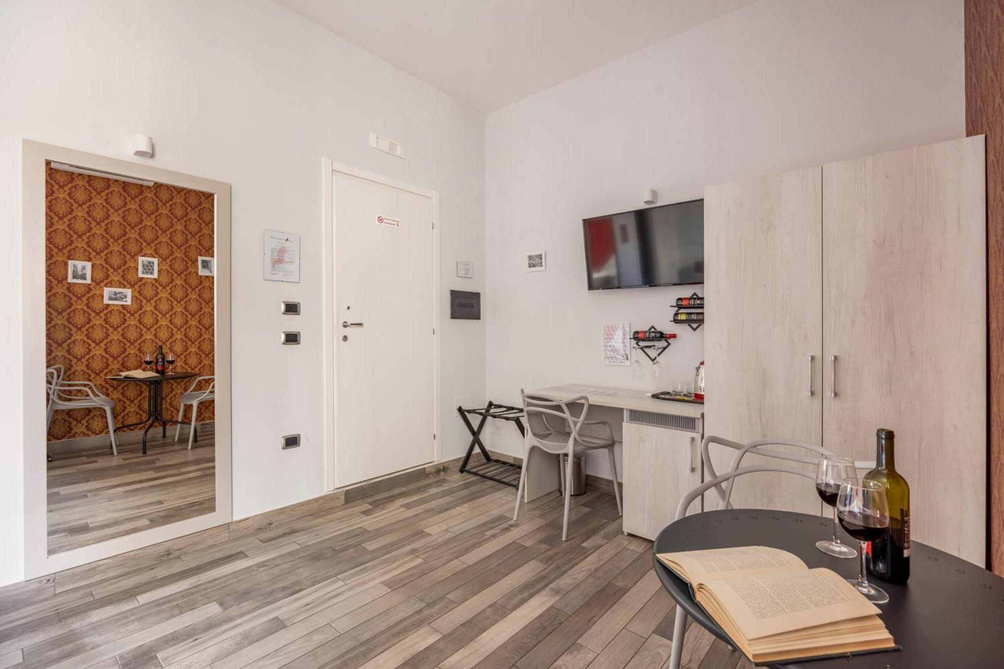 Scaramantico Rooms เนเปิลส์ ภายนอก รูปภาพ