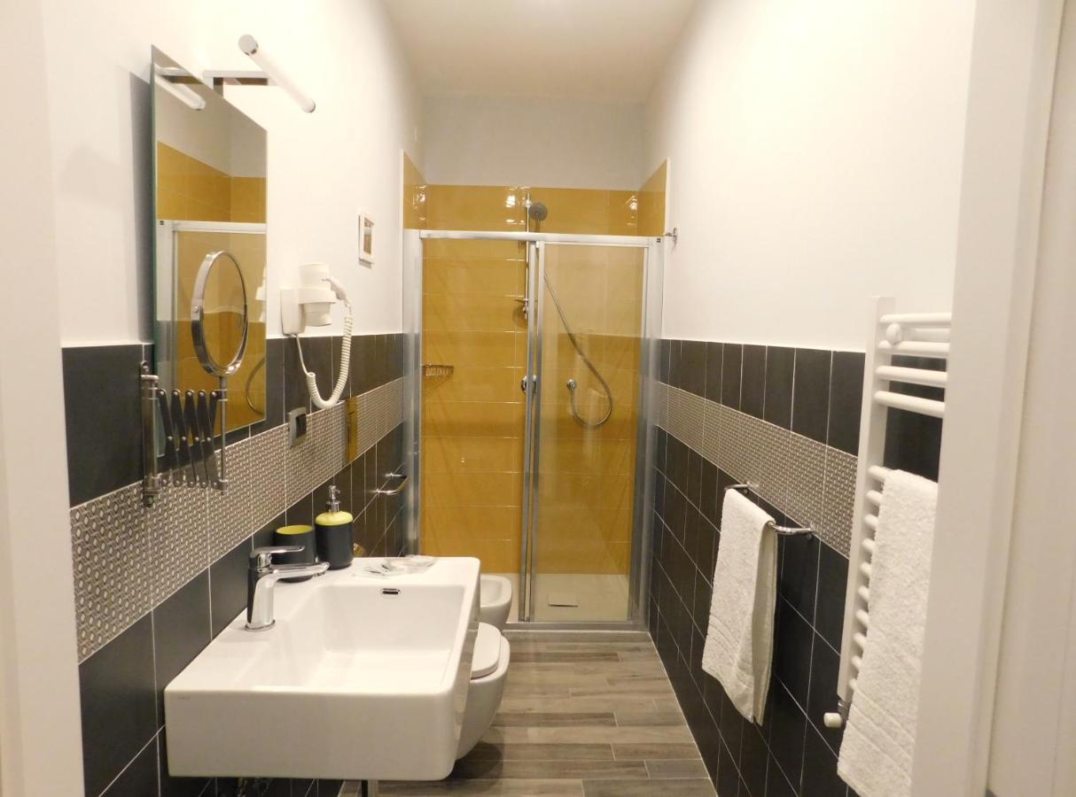 Scaramantico Rooms เนเปิลส์ ภายนอก รูปภาพ