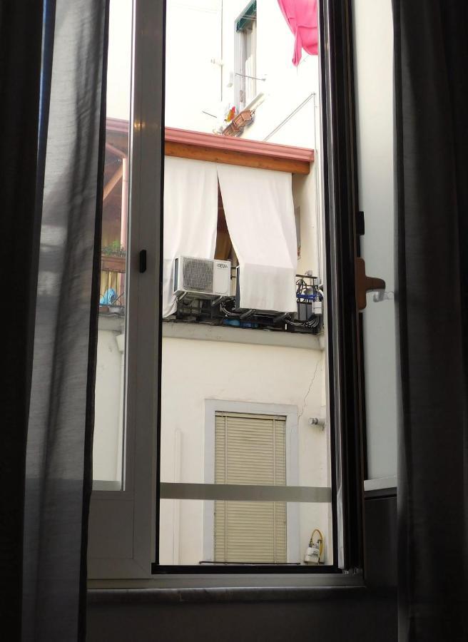 Scaramantico Rooms เนเปิลส์ ภายนอก รูปภาพ